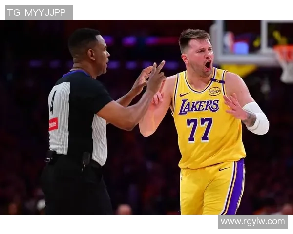 马克西解读NBA超级阵容詹姆斯东契奇SGA各显神通如复联英雄般出击